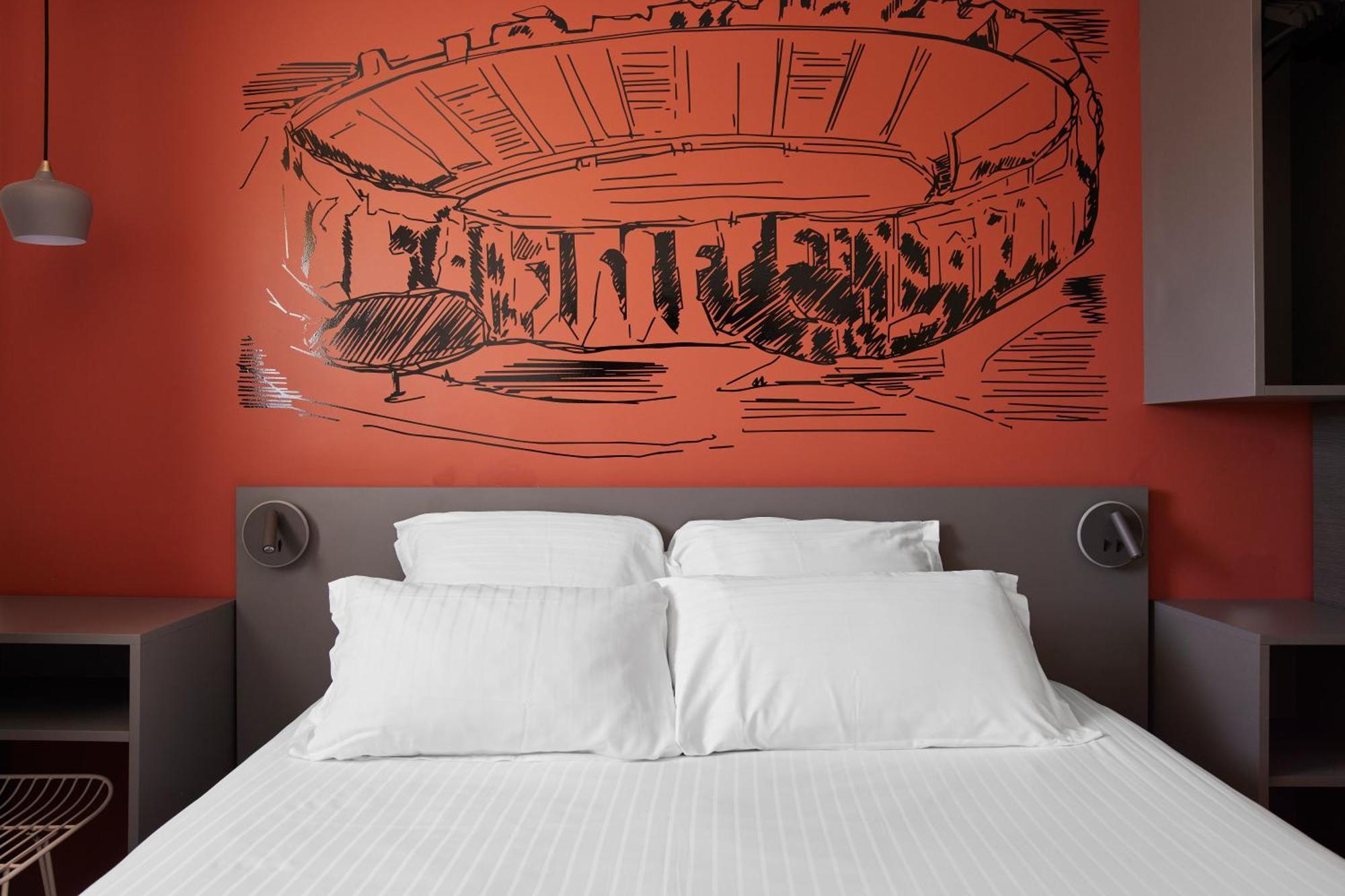 กีริอาด เฟรฌุ ซองเทร Hotel เฟรฌูส ภายนอก รูปภาพ
